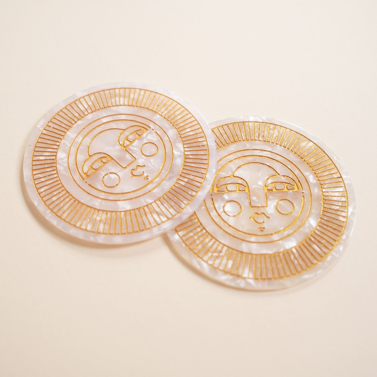 Sol Coaster in Pearl Acetate