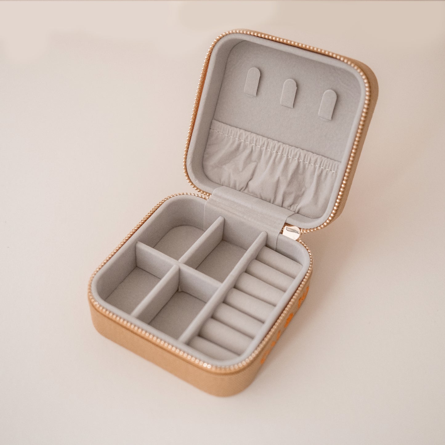 Travel Jewellery Case in Ochre Linen