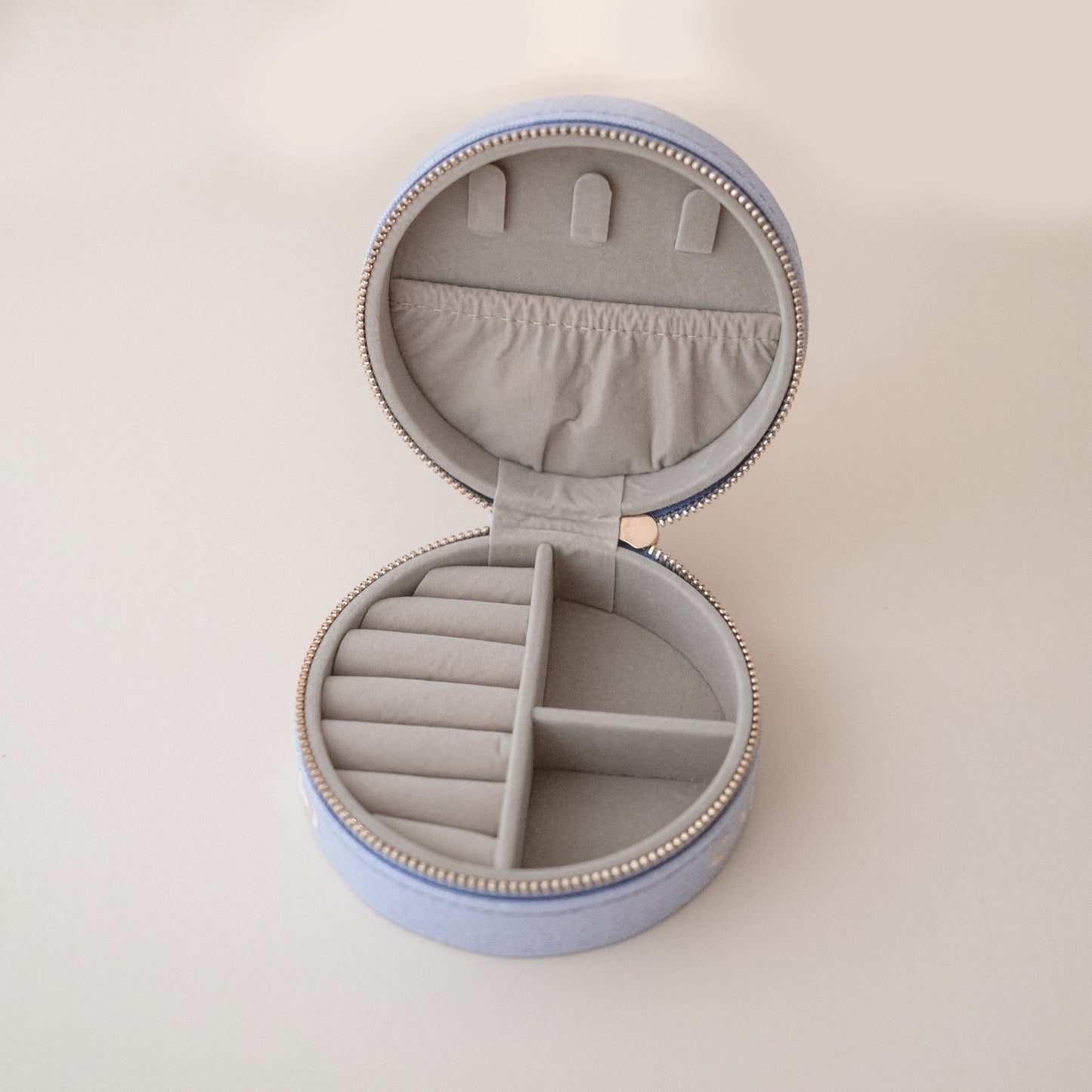 Travel Jewellery Case in Lilac Linen